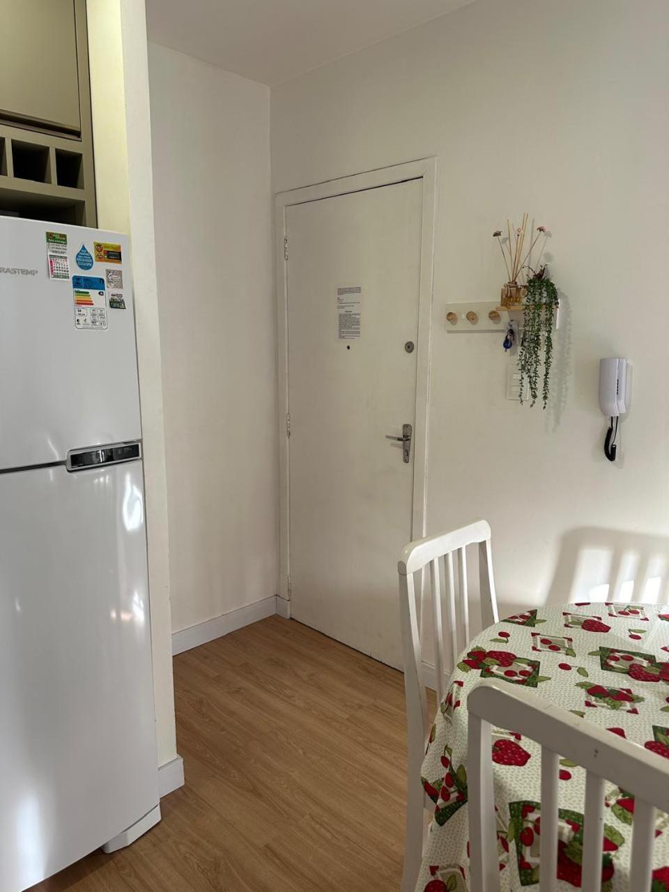 Apartamento Central Proximo Da Praia E Atlantico Shopping Balneario Camboriu Luaran gambar